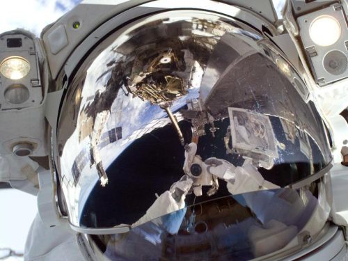 Porn photo gunsandposes:  Astronaut visor selfies reveal