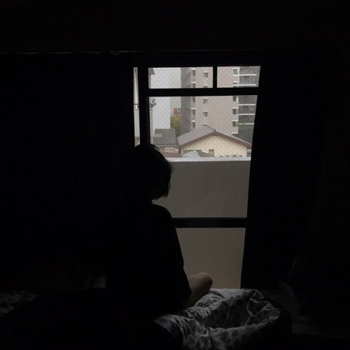 junrgkook: www.instagram.com/p/BWMZscoDfSy/