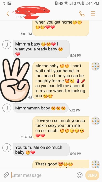 Real hot cheating girlfriend couple! Check out this text message conversation between my girl and I 