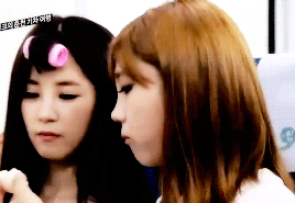 apinkdays:    pink panda challenge:   1 / 3 favourite pairings (in group)→ eunrong