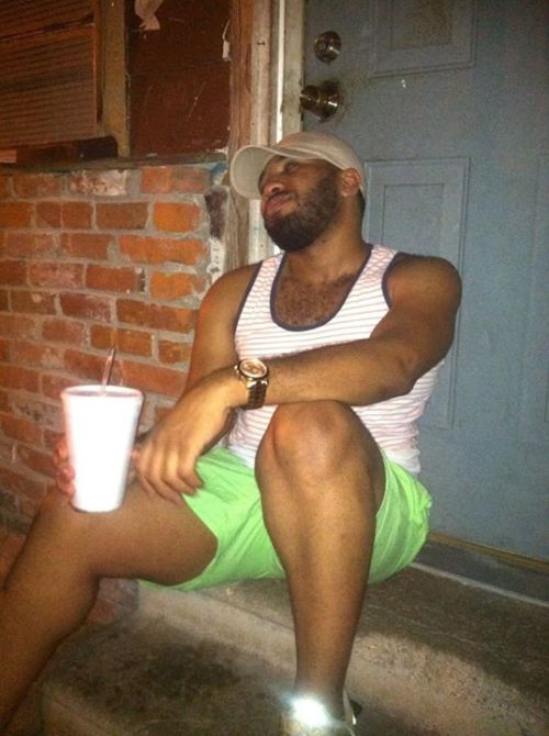 nyc2b4me:  jahmauri:  atlboundfacollege:  This dude is life  He can catch a fish without a hook.   I wanna marry him