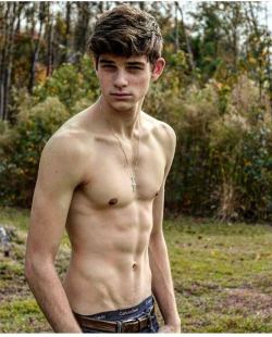 fotopezon:Devon Mastro