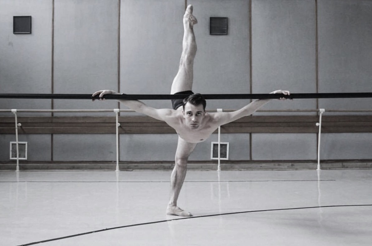 pas-de-duhhh: Tomasz Fabiański photographed by Aleksandra Skowron