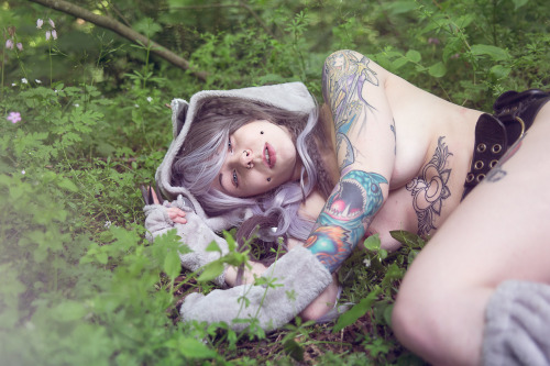 legendofrii:  “Lil Riding Wolf”Use TUMBLEWOLF10 for 10% offhttp://riilevesque.com/downloads/lil-riding-wolf/