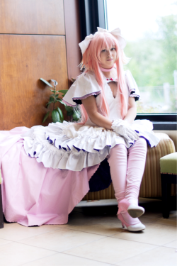 bananzers:  Even someone like me can do something to help. Can I really change how this ends?  Madoka: BananzersPhotographer: Kings Cosplay 