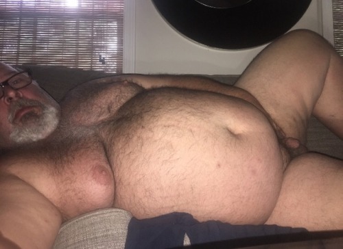 chubbyandbears:  Sexy daddy adult photos