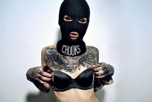  Monami Frost 