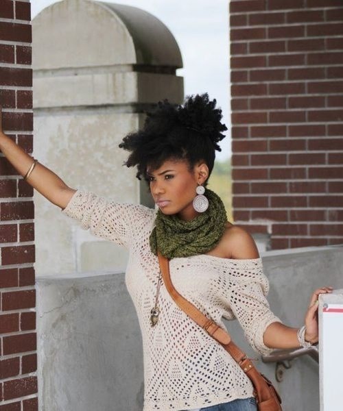 raventailor:that lookLove the hair and her top