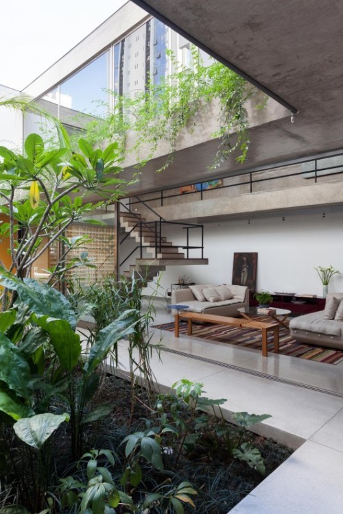 ohreinababyy:  thaladyk:  architorturedsouls:  Jardins House / CR2 Arquitetura  yogitheshooter  I would love to live here