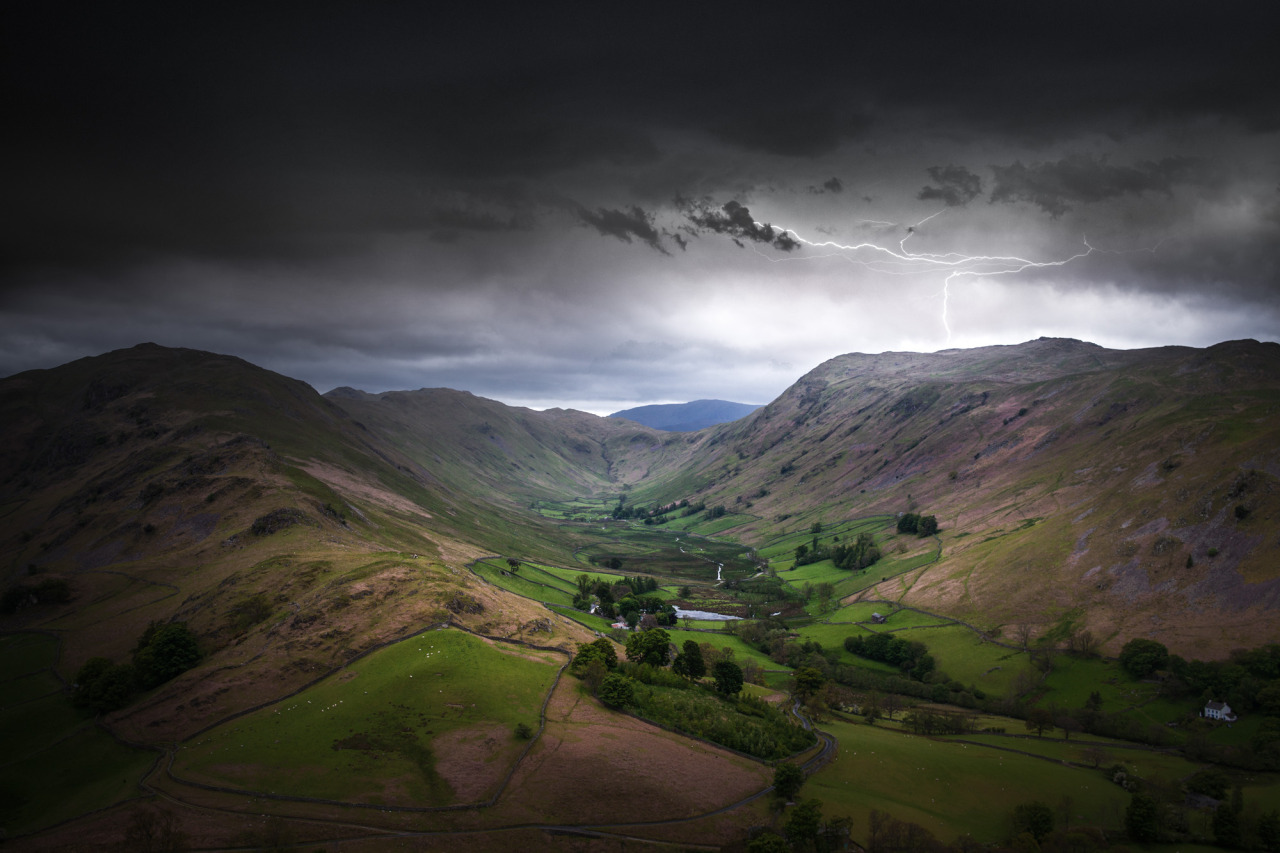 freddie-photography:  I want my work to speak not about reality, but to channel my