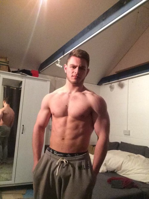 kickingkik: He also comes without boxers on…. Damn
