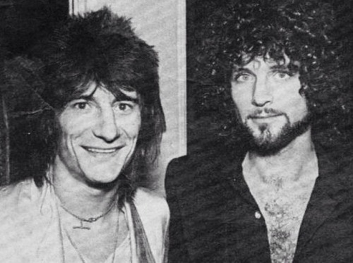 officialkeithrichards:  Ronnie Wood with Lindsey Buckingham of Fleetwood Mac, 1977