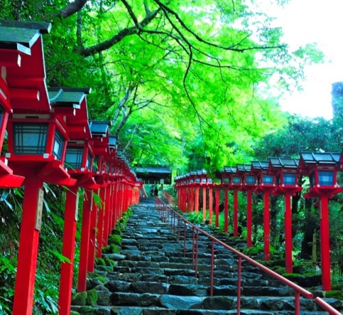 Kifune Jinja Shrine (貴船神社)A Shinto shrine in Sakyo, Kyoto.No record gives the exact date of the esta