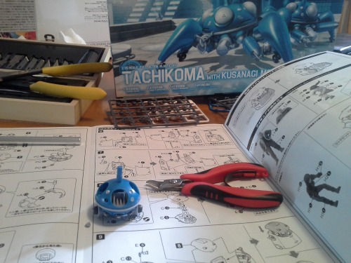 I put together a robot model kit for the first time today with champatron! Thanks again for the tool