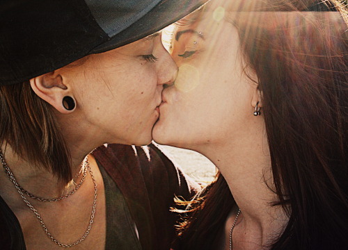 Porn photo dyke-lesbian-andro-queer-photos:  splitmypersonality