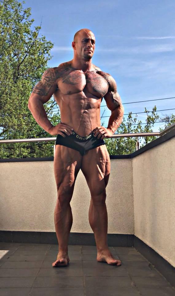   Trener personalny - Krzysztof Piekarz
