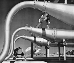 Vieuxmetiers:  Gas Withdrawal System, Basrah, Iraq, 1960. 