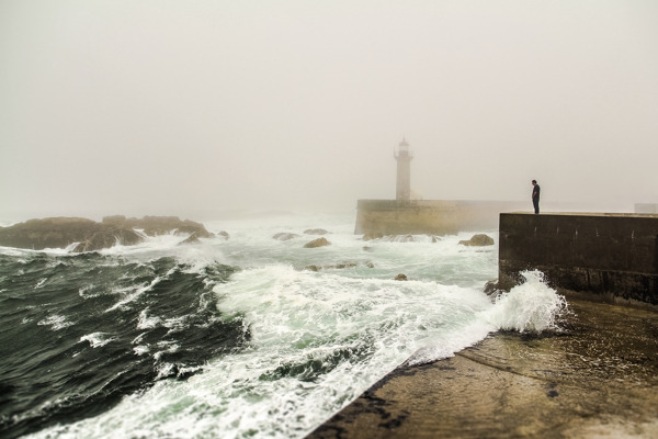 farewell-kingdom:  Álvaro Martino - when fog reaches lighthouse 