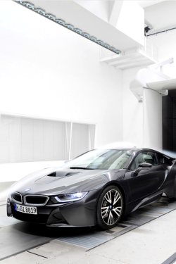 cknd: BMW Windtunnel by Manuel Irritier