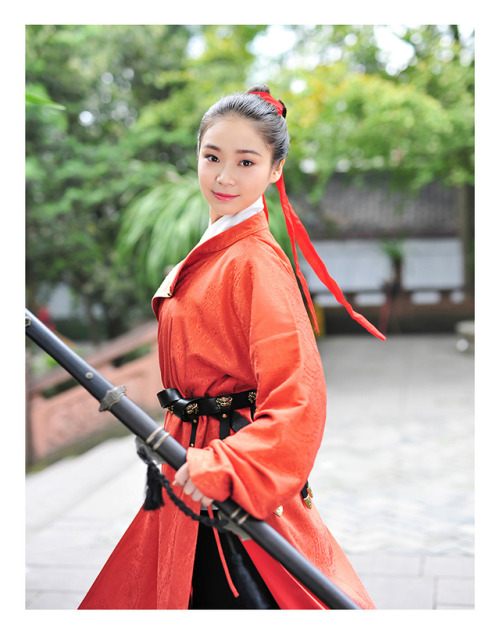 Traditional Chinese hanfu by 重回汉唐