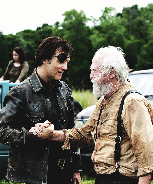 :  David Morrissey &amp; Scott Wilson on set of 4x08 ‘Too Far Gone’ 