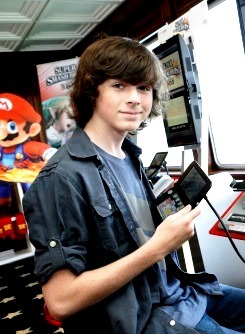 Sex  Norman Reedus and Chandler Riggs the Nintendo pictures