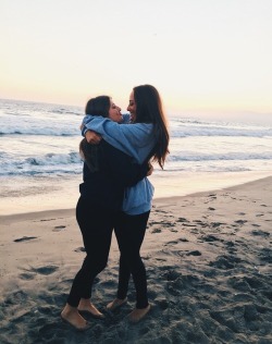 what-a-lesbian:    Find your soulmate on the HER Social app, for LGBTQ women!  