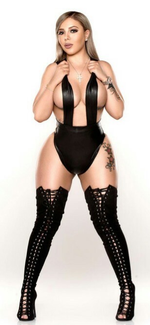 redboneg8:  Jessica Mericee