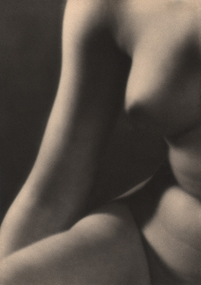 hauntedbystorytelling:  Mario Perotti :: Untitled, ca. 1935 / source: keith de