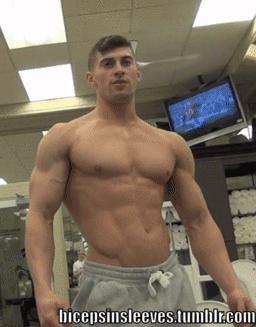 bicepsinsleeves:Chris Pazienti