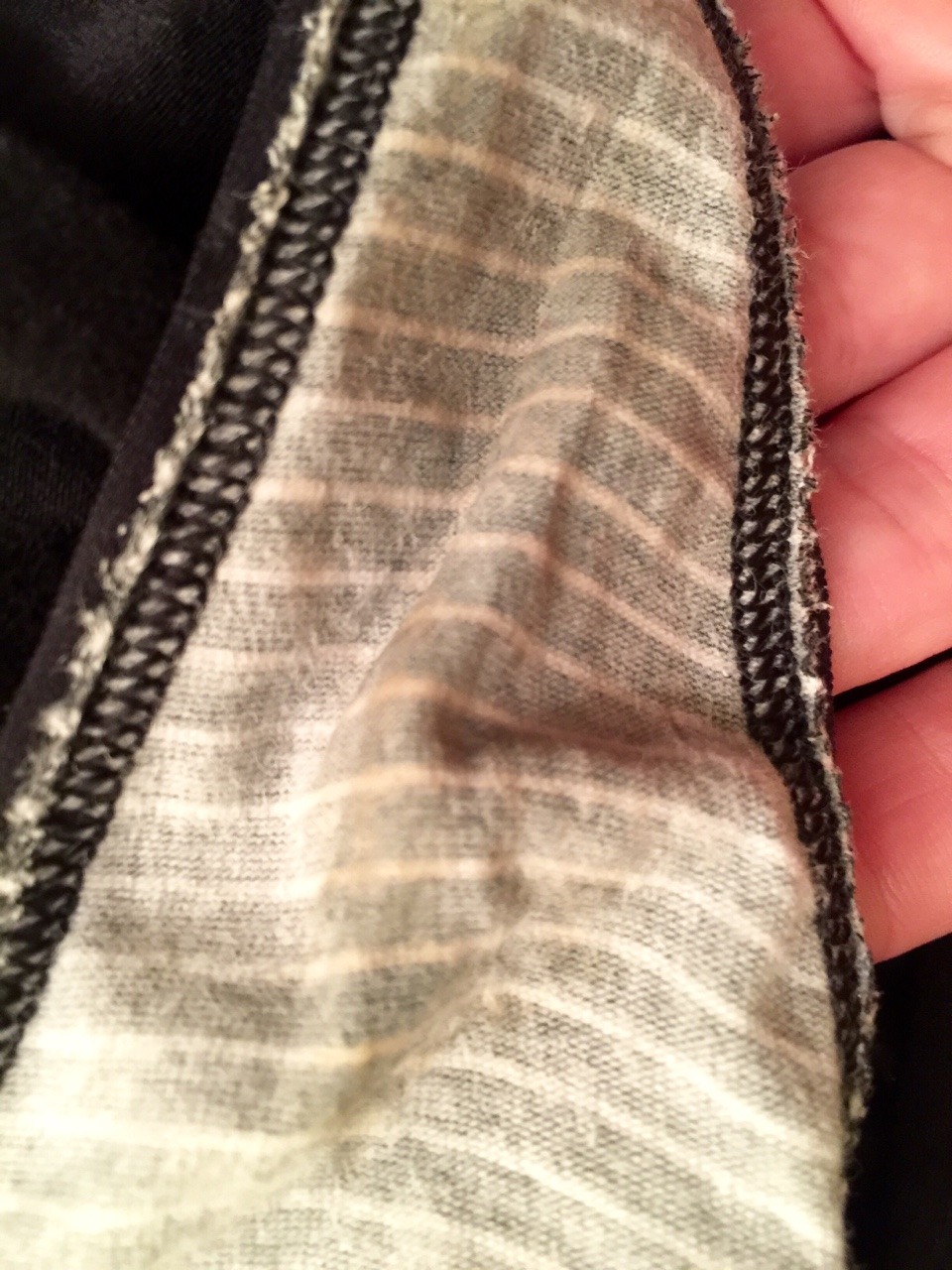 jigglybeanphalange:  Peeled my sweaty panties off my body and fixed on getting in