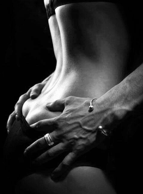 girlslovegoodinnuendo:  I’m good with my mouth as well… *snorts*