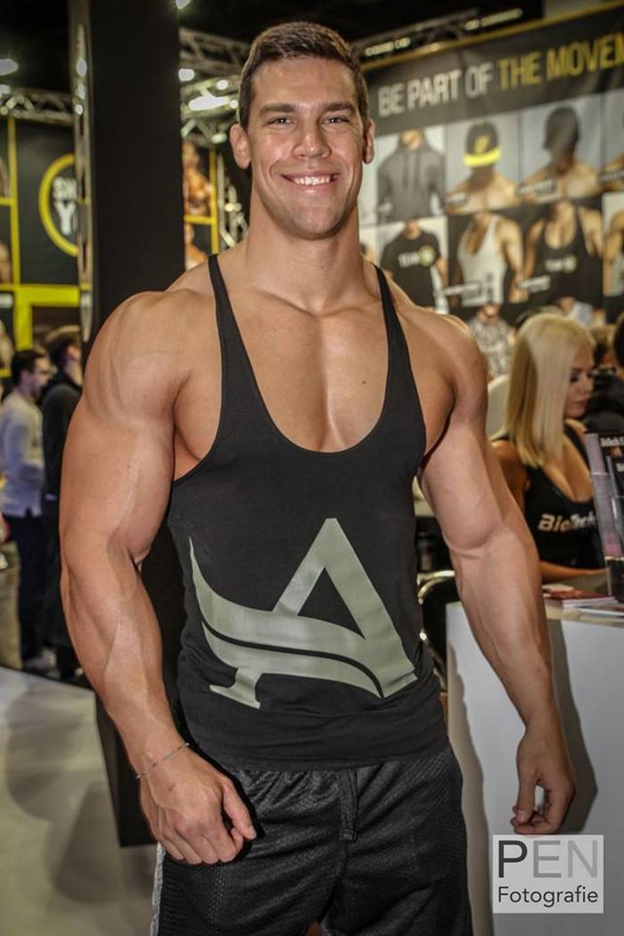 txcwbysexy:  colungafrank:  Kris Evans now and before  Adonis