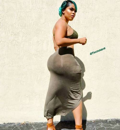 XXX thickordie:  Damn Ass So Firm..#Chaniceloveits…..#walkaway photo