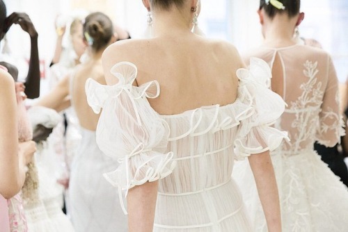 livingadreamylife:andantegrazioso:Delicate ruffles | heatherwaraksaNaeem Khan Bridal 2018