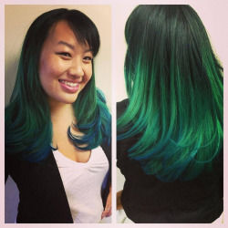 happycolorfulhair:  Green Waves by moon_child