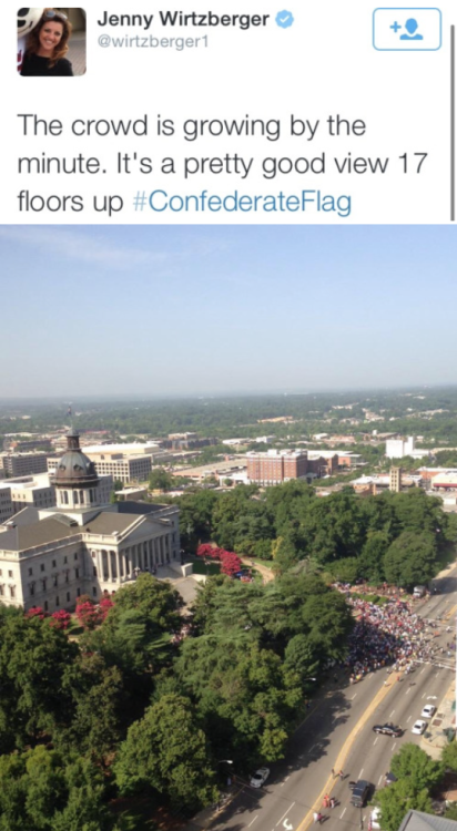 krxs10:  THOUSANDS GATHER TO WATCH CONFEDERATE FLAG BEING TAKEN DOWN IN SOUTH CAROLINAS CAPITOL GROUNDS TODAY 07-10-15Celebrate the little victories!!!#TakeDownTheFlag #BlackLivesMatter