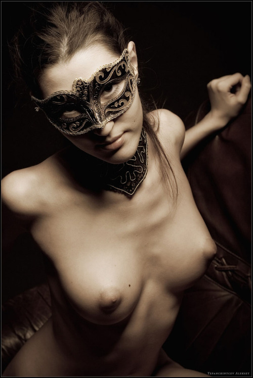 eroticwitch:© Photo: Aleksey Yepanchintcev