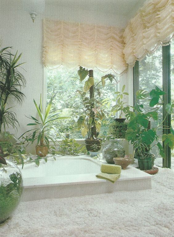 househunting: how do y’all feel about these 80s home designs? does it hit too close