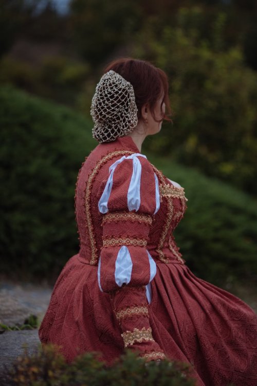 Renaissance costume by Dress Art Mystery