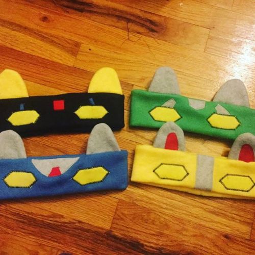 #voltron headbands complete! (I still need to go get more red to make Keith&rsquo;s) #voltronlegenda