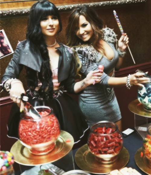 sexvatic:  6/100 the best photos of Demi Lovato.