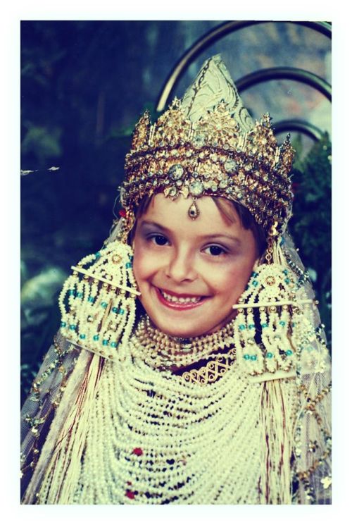 mydearalgeria:Algeria. Young girl wearing the traditional Chedda of Tlemcen.
