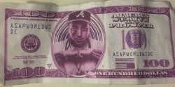 pale-babes-of-ghetto:  biancogold:  at the VMA’s, A$AP ROCKY had money confetti and this is what was on the money, I thought it was so sweet and dope. Rest in peace Yams and always strive and prosper!  Nice!