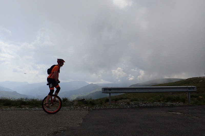 Sons of the Forest: How To Get The Ridable Unicycle