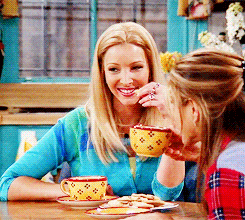 more-smiles-and-cry-less:  -Mas aquí.  