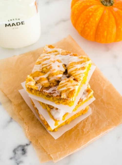 confectionerybliss:  Pumpkin Snickerdoodle Bars | Flavor the Moments