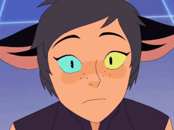 horde-princess:season 5 catradora + hands-i’d rly like to draw everyone’s attention to the one with 