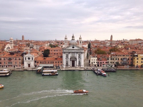taurielic:  a cloudy morning in venice 