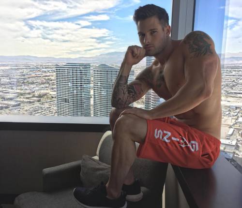 fitmen1:  Johnny Kane
